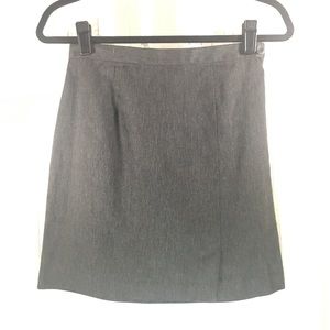 ❄️SALE❄️ Never worn GAP dark grey pencil skirt